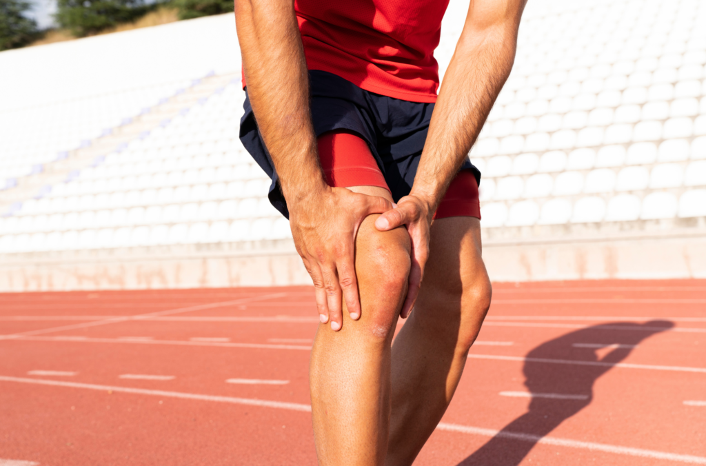 3 Expert Ways To Get Rid Of Pickleball Knee Pain